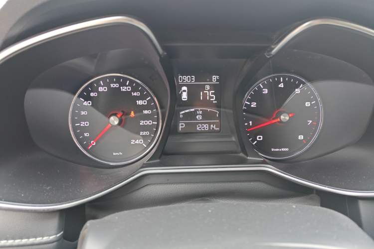 Used MG 6 2017 20T Automatic Luxury Smart Connect Version China V Standard
