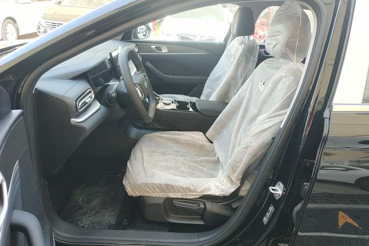 Used Geely Galaxy Stellar 6 2026 Model 125km Free-Style Edition
