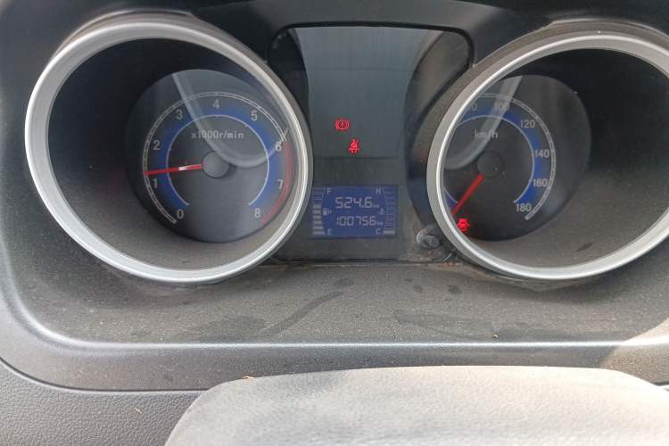 Used CHANGAN KAICHENG Ruixing M80 2018 1.5L Comfort Version Flat-Top Liftback 4G15S Odometer Close Up