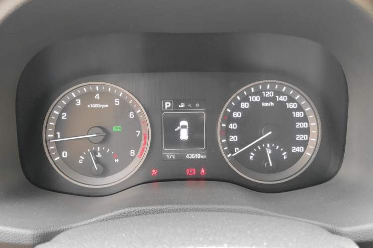 Used Hyundai Tucson 2018 1.6T Dual-Clutch Two-Wheel Drive 15th Anniversary Special Edition Instrument Cluster