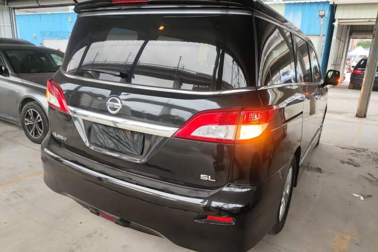 Used Nissan Quest 2015 3.5L SL Rear Right 45 Deg