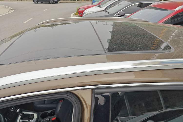 Used Audi Q3 2013 35 TFSI Comfort Model Roof