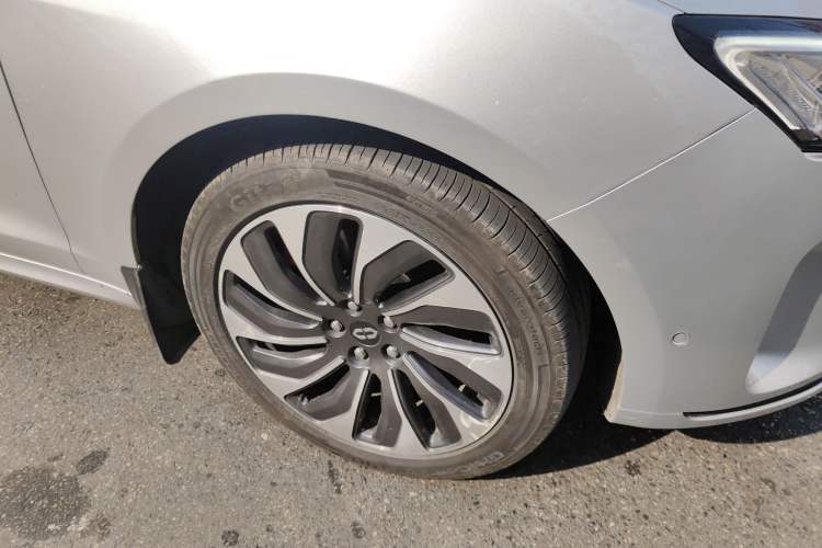 Used Hima AITO M5 2022 Range-Extended Rear-Drive Standard Version
