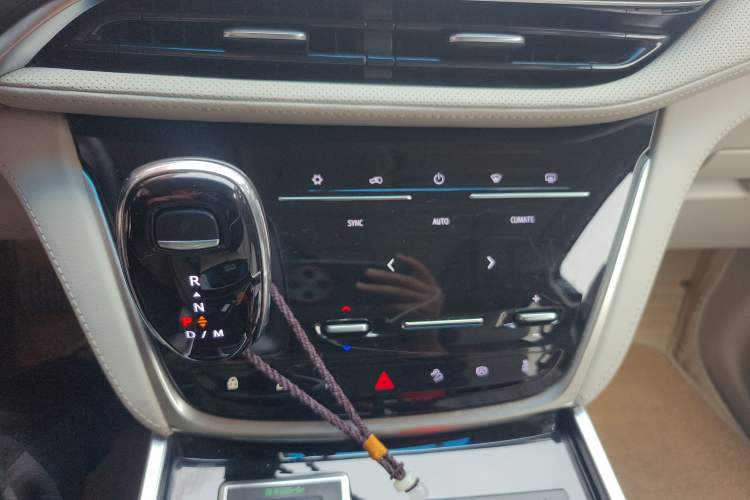 Used Buick GL8 2022 ES Landtrek 653T Comfort Edition
