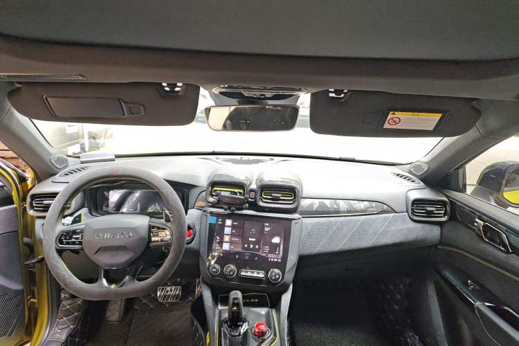 Used Lynk & Co 03 2019 03+ 2.0TD Automatic Wind-Chasing Edition
