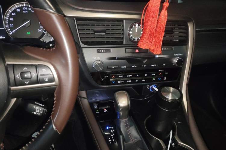 Used Lexus RX 2016 300 4x4 Elegant Edition China VI
