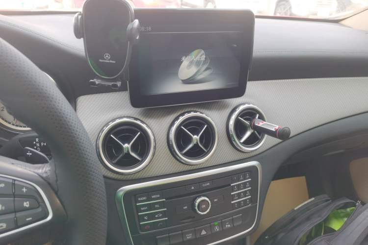 Used Mercedes-Benz GLA 2016 GLA 200 Fashion Model
