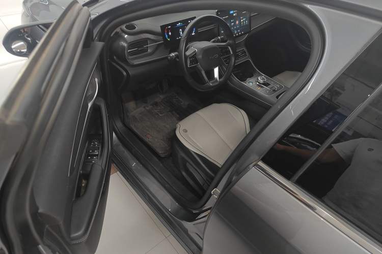 Used BYD Destroyer 05 2023 Champion Edition DM-i 120KM Luxury Model
