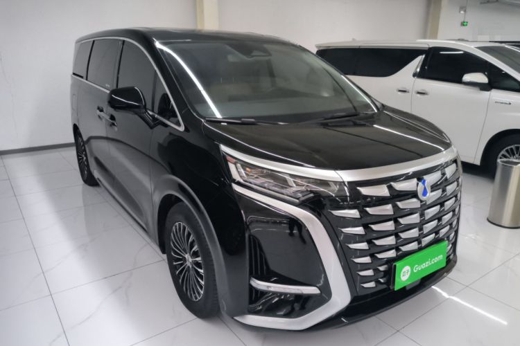 Used Denza D9 2024 DM-i 980 Four-Wheel Drive Prestige Model
