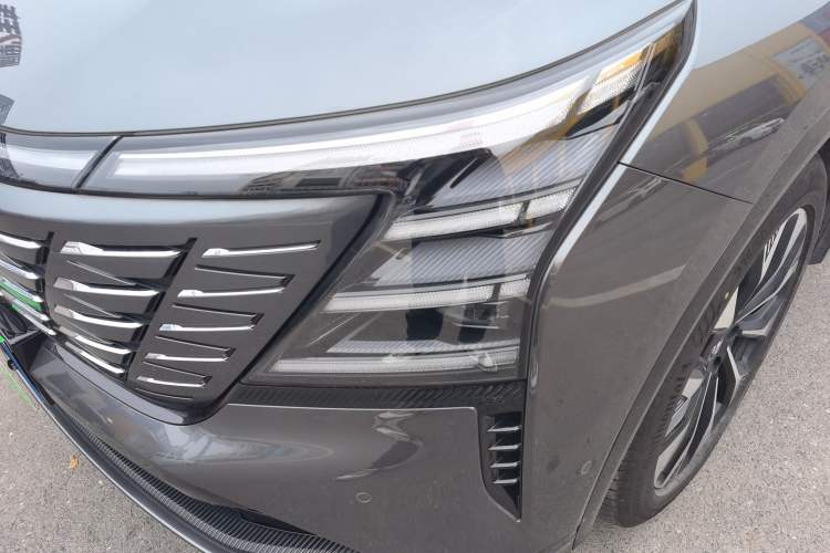 Used CHANGAN CS75 PLUS 2025 4th Generation UItra 2.0T New Blue Whale Smart Intelligent Powertrain Version
