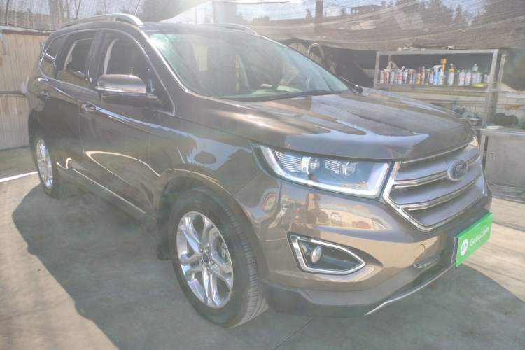 Used Ford Edge 2016 EcoBoost 245 Two-Wheel-Drive Titanium 7-Seater
