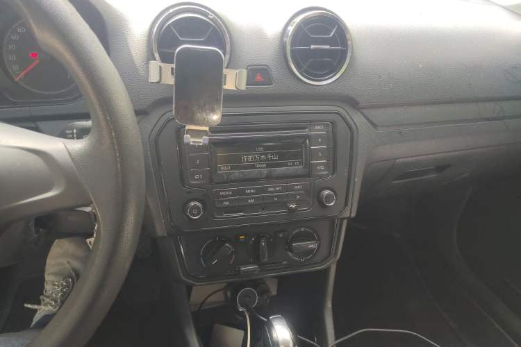 Used Volkswagen Jetta 2017 1.5L Automatic Fashion Model
