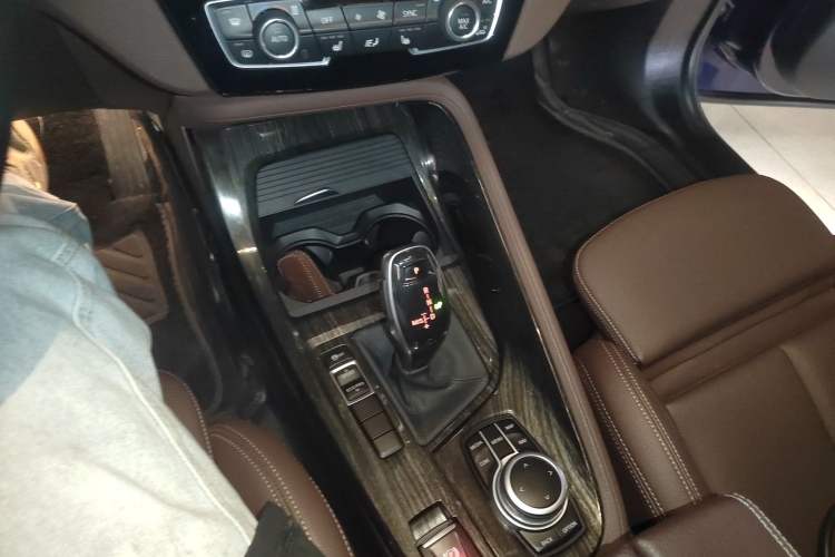 Used BMW X1 2020 sDrive25Li Leading Model
