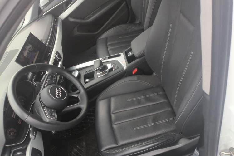 Used Audi A4L 2020 40 TFSI Luxury Prestige Edition Left Front Seat