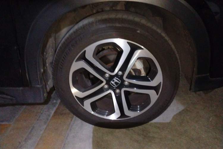 Used Honda XR-V 2015 1.8L VTi CVT Luxury Edition Right Front Wheel Hub