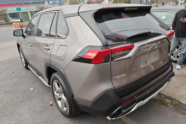 Used Toyota RAV4 2022 Dual-Engine 2.5L E-CVT Two-Wheel Drive Elite Edition