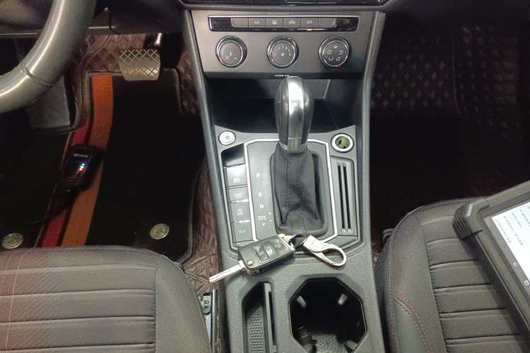 Used Volkswagen Lavida 2023 280TSI DSG Starry Sky Deluxe Edition Gear Lever