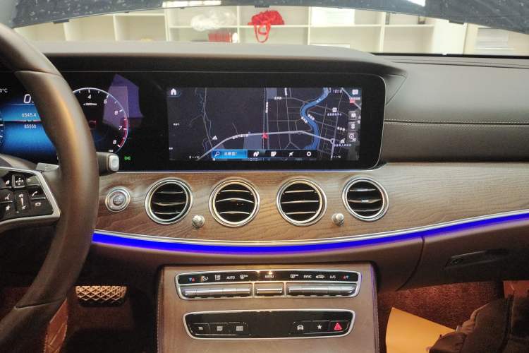 Used Mercedes-Benz E-Class 2023 E 300 L Stylish Model Audio And AC Panel