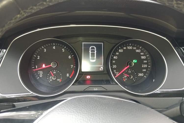 Used Volkswagen Magotan 2017 330TSI DSG Leading Model
