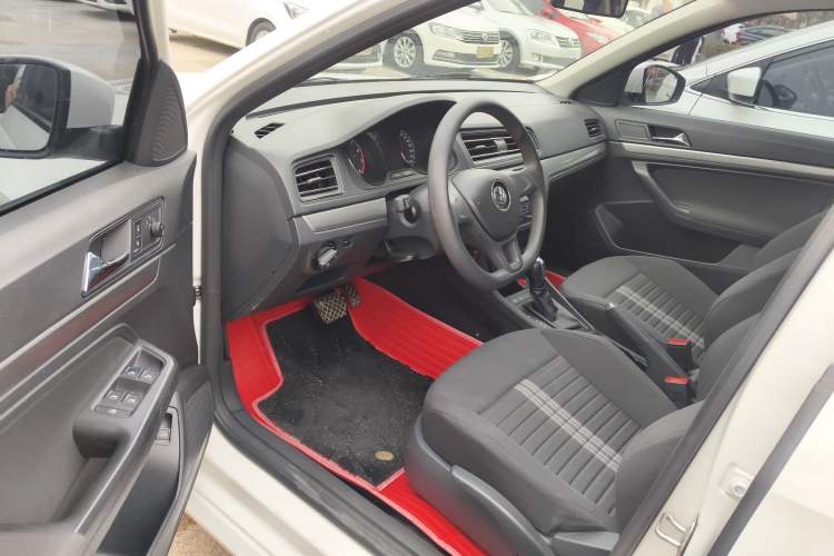 Used Volkswagen Lavida 2019 Lavida Start 1.5L Automatic Trendy Version China VI Standard Driver Seat