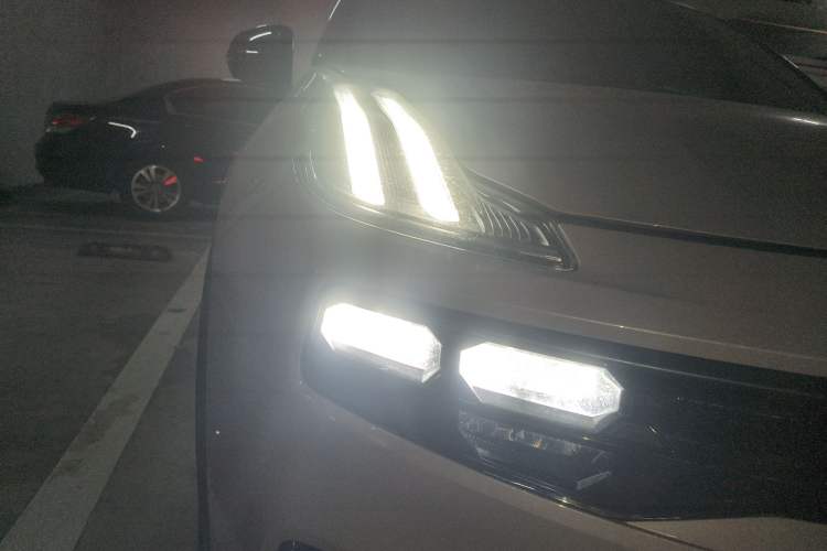 Used Lynk & Co 06 2023 Remix 1.5T Hero