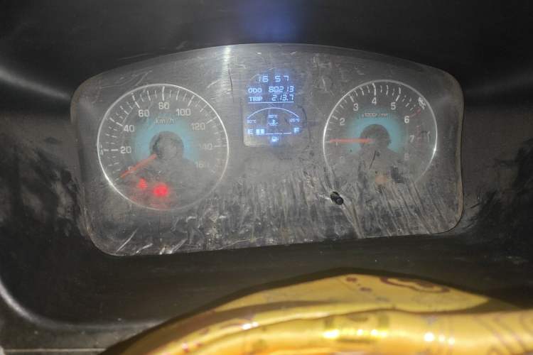 Used Jinbei New Hiace X30L 2019 1.5L Cargo Van Wealth Edition China VI SWC15M Odometer Close Up