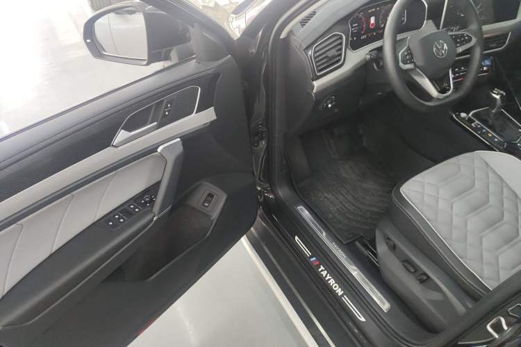 Used Volkswagen Tayron 2023 280TSI Two-Wheel-Drive Luxury Plus Advanced Version Driver Seat