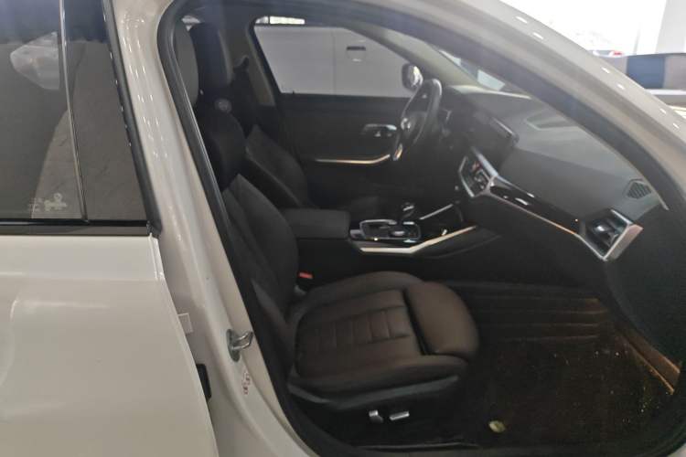 Used BMW 3 Series 2020 320i Sport Package