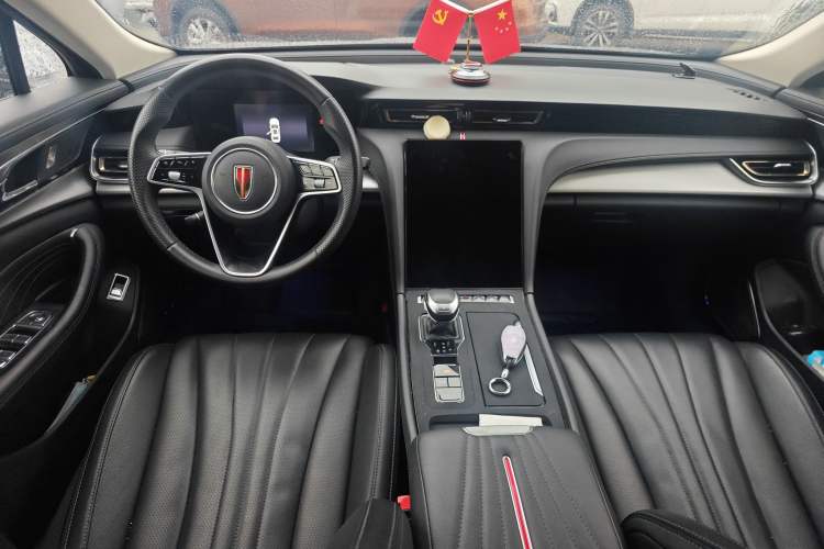 Used Hongqi H5 2023 1.5T DCT Smart Connect Flagship Edition Interior 2