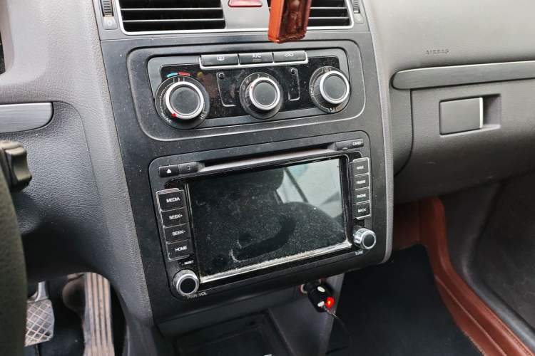 Used Volkswagen Touran 2015 1.4T DSG Comfort Edition 5 Seats
