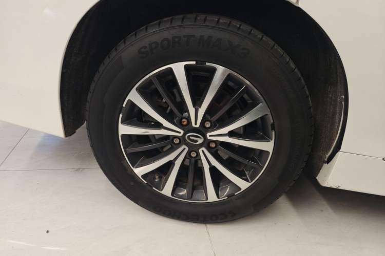 Used GAC Trumpchi M8 2021 Lingxiu Series 390T Deluxe Edition Right Rear Wheel Hub