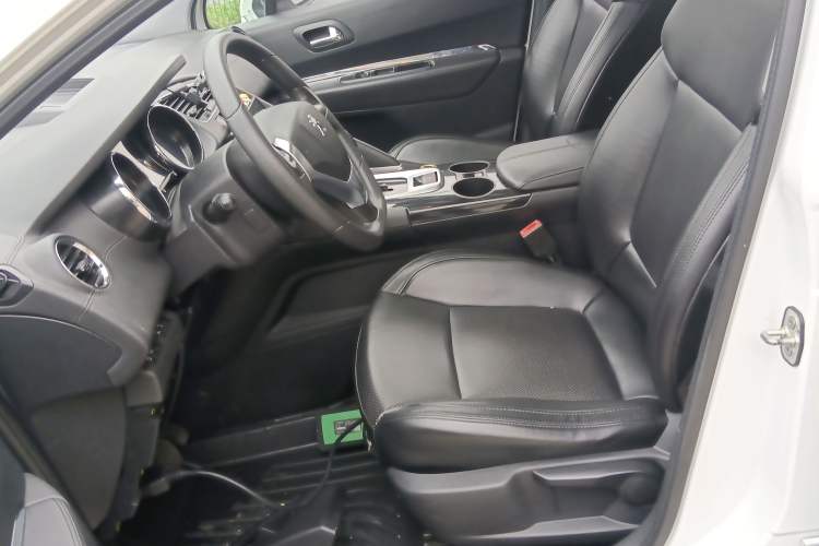 Used Peugeot 3008 2015 2.0L Automatic Classic Edition Left Front Seat