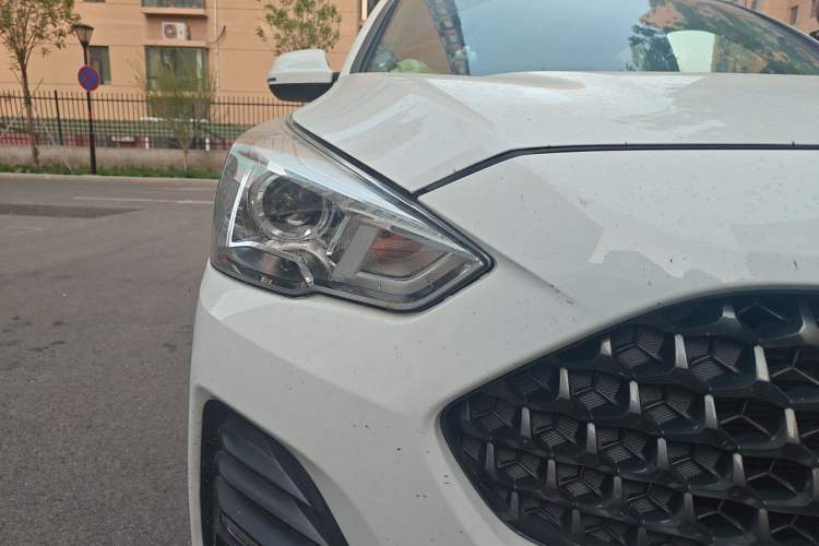 Used Haval M6 2019 1.5T Manual Two-Wheel Drive Elite Version China V Standard