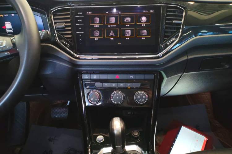 Used Volkswagen T-ROC 2022 280TSI DSG Two-Wheel Drive Comfort PLUS