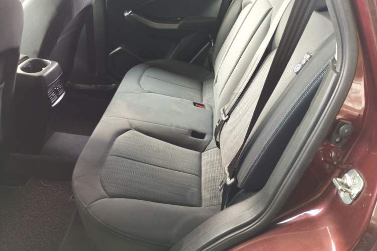 Used Venucia T70 2016 2.0L CVT Smart Edition