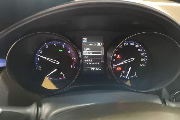 Used Toyota C-HR 2018 2.0L Leading with Sunroof China VI Standard
