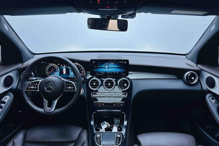 Used Mercedes-Benz GLC 2022 Second Facelift GLC 260 L 4MATIC Dynamic Edition
