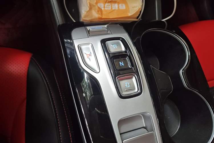 Used Hyundai Tucson 2023 Tucson L 1.5T Automatic Two-Wheel Drive GLX Elite Edition Gear Lever