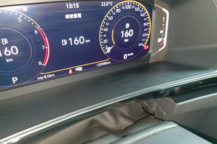 Used Volkswagen Tiguan L 2021 330TSI Automatic Two-Wheel Drive R-Line Enhanced Edition Odometer Close Up