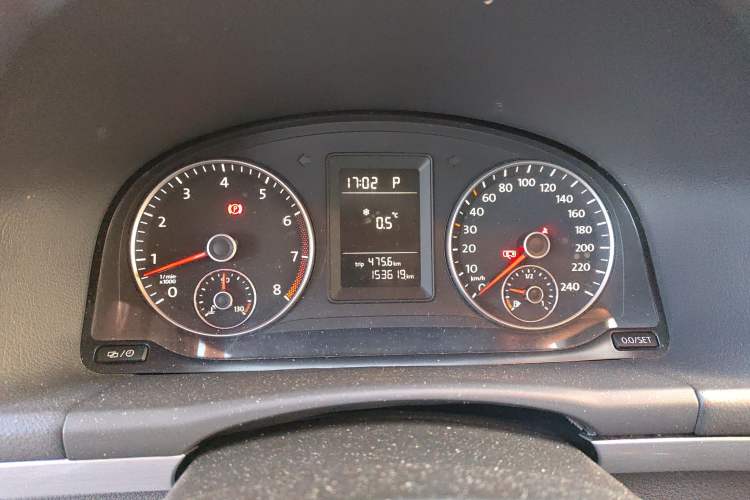 Used Volkswagen Touran 2015 1.4T DSG Comfort Edition 5 Seats