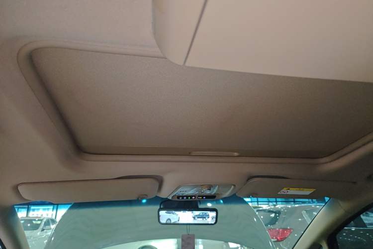 Used Buick GL8 2020 ES Land Cruiser 653T Luxury Model Headliner