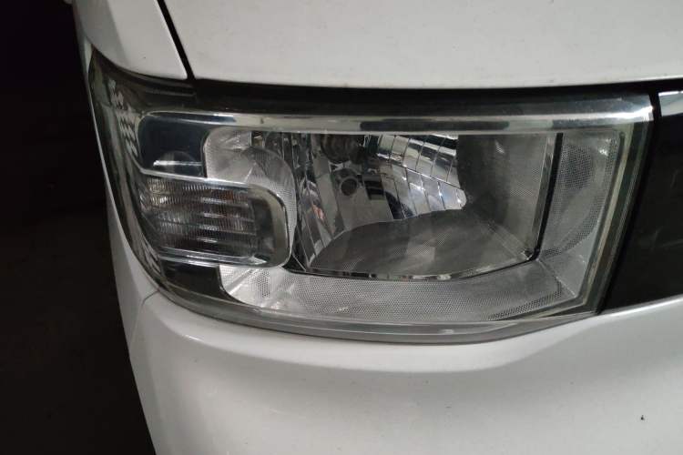 Used Wuling Hongguang MINIEV 2020 Enjoyment Model Lithium Iron Phosphate Right Front Headlight