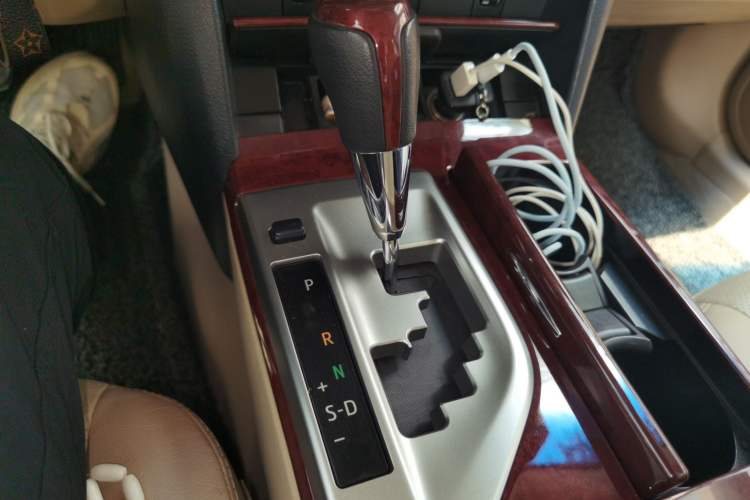 Used Toyota Camry 2013 2.0G Comfort Edition Gear Lever