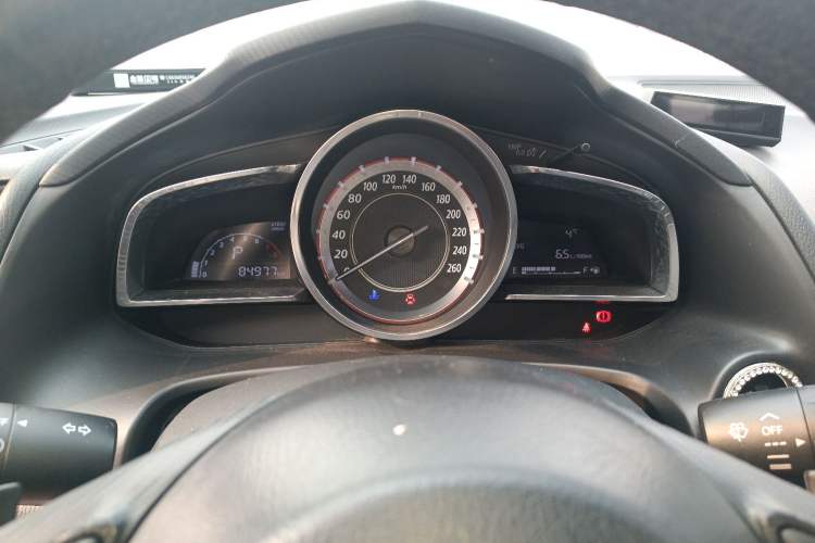 Used Mazda Mazda 3 Axela 2016 Sedan 2.0L Automatic Sport Model
