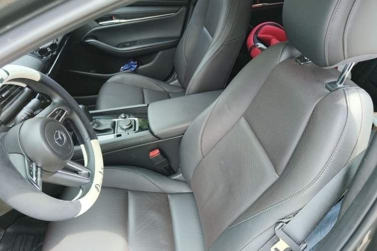 Used Mazda 3 Axela 2021 2.0L Automatic Zhi Rui Edition