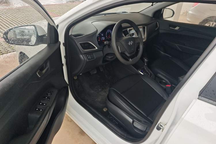 Used Hyundai Verna (new generation) 2016 1.4L Automatic Cool Edition GLS