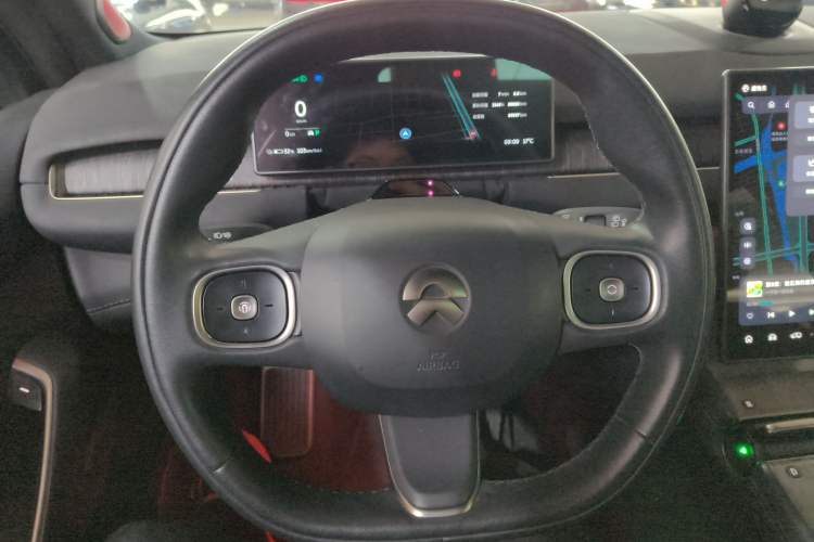 Used Nio ES7 2022 75 kWh Steering Wheel