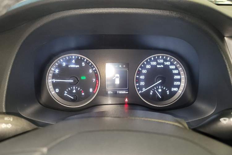 Used Hyundai Tucson 2015 1.6T Dual-Clutch Two-Wheel-Drive Smart Model
