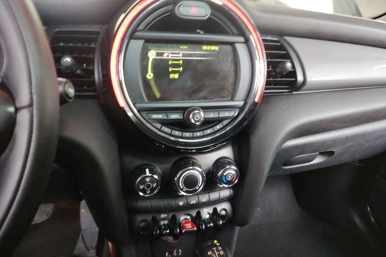 Used MINI MINI 2014 1.5T COOPER Fun