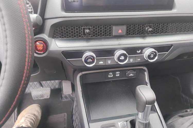 Used Honda CR-V 2024 240TURBO Two-Wheel-Drive Active Version 5 Seats
